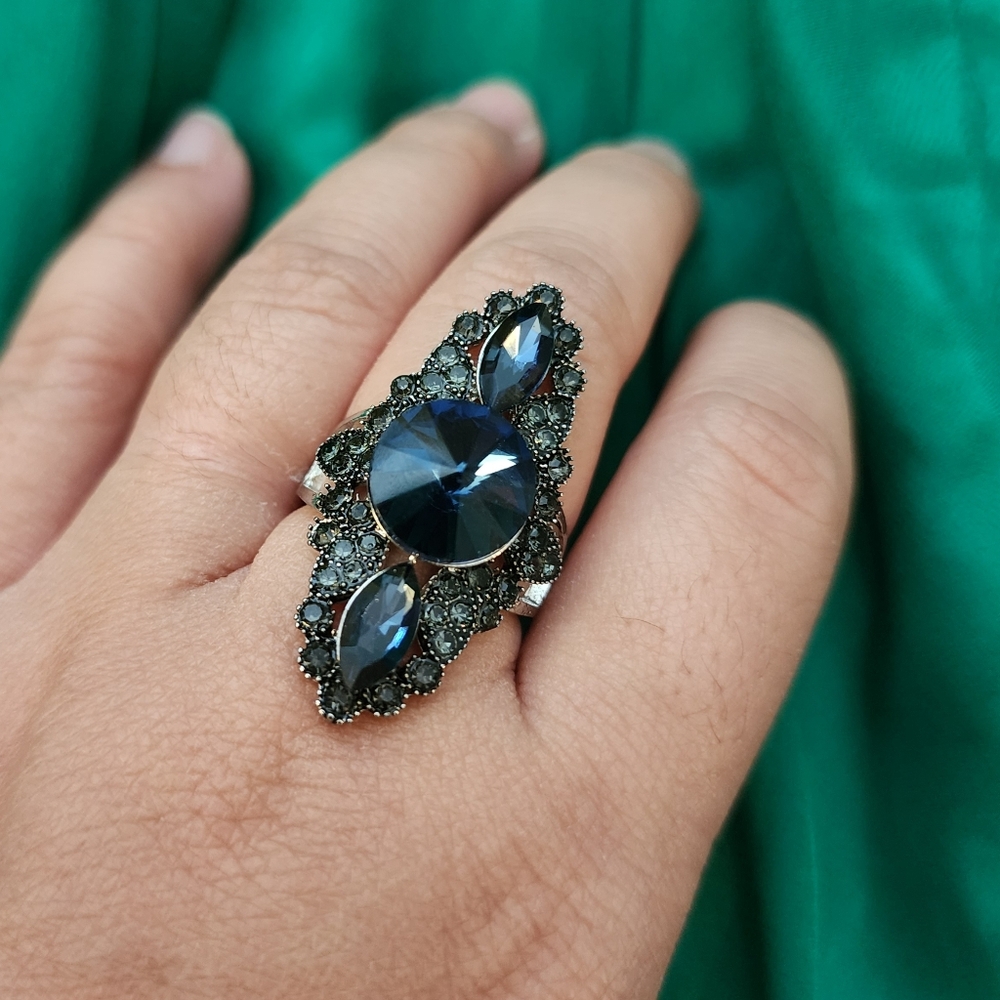 Size 8 Statement Cocktail Ring Filigree Gothic Vintage-style Glamour